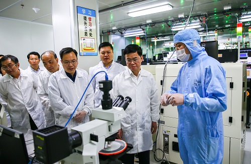 福建省委常委、厦门市委书记裴金佳到乾照光电调研